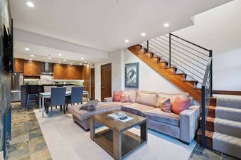 Woodrun Place 35