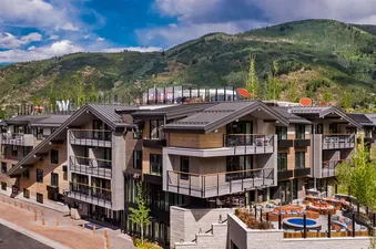 W Aspen Fabulous Partial Mountain View