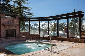Stag Lodge Pool 3
