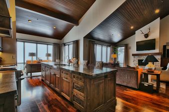 Stein Eriksen Lodge Premium Luxury Three Bedroom Suite with Two Hot Tubs