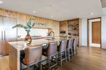 Argent 403