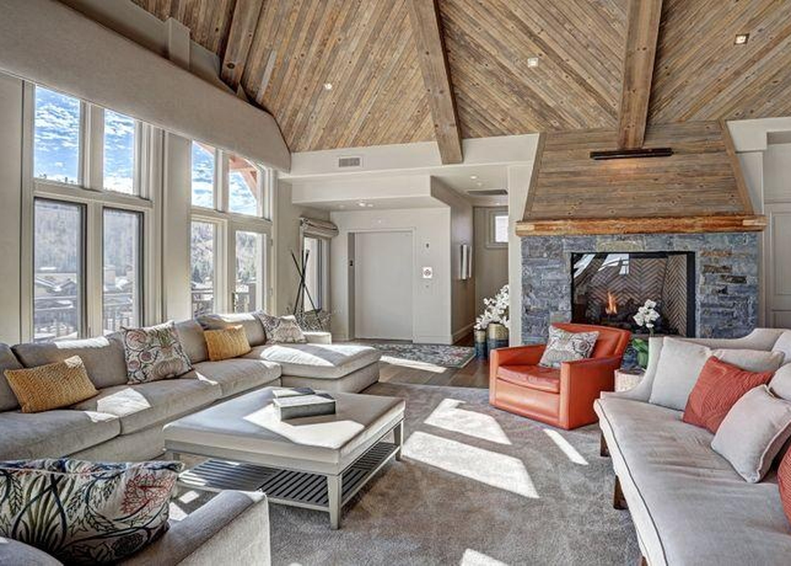 01 Lion Square Lodge Penthouse 601