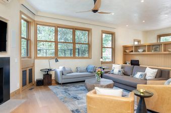 3-telluride-480-depot-living-reverse