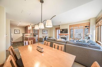 Capitol Peak Lodge 3211