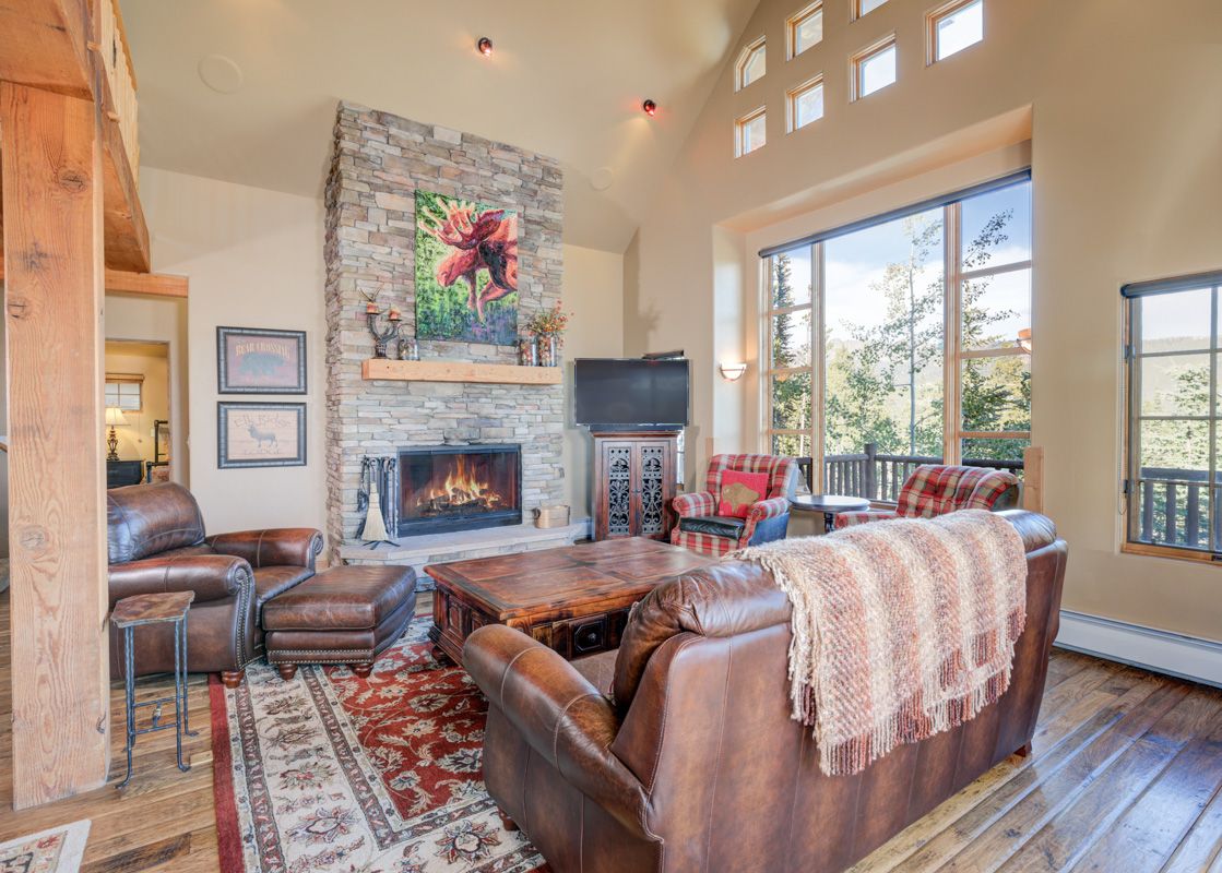 01 Alpine Meadow Chalet 2