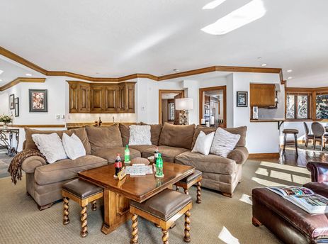 323 Beaver Creek Lodge-11