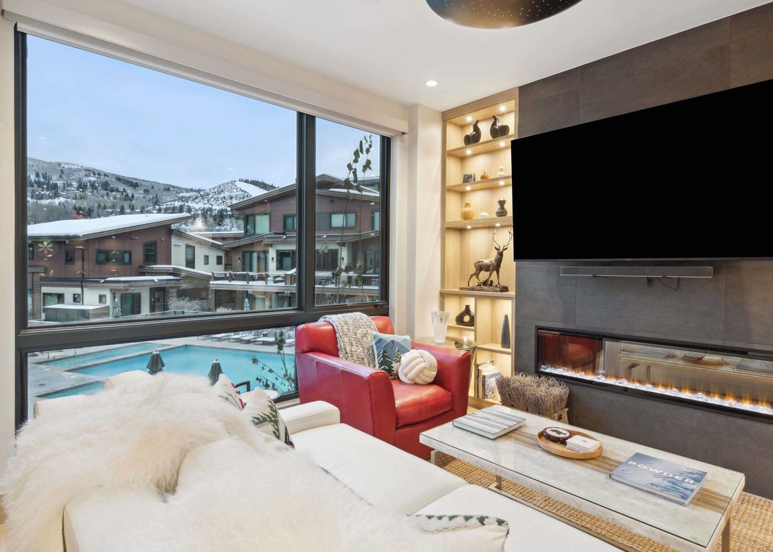 One Riverfront Condo 102