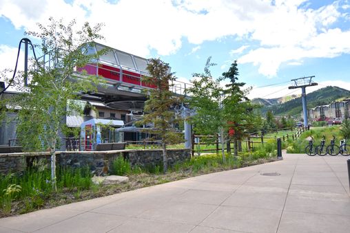 Within walking distance to the Frostwood Gondola