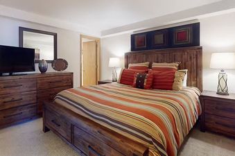 Torian Plum Plaza 205