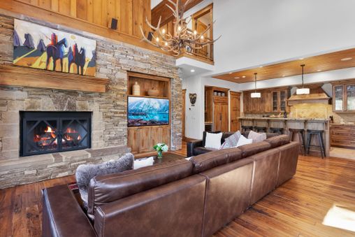 Multiple Fireplaces