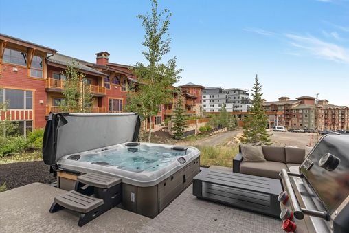 Private Hot Tub