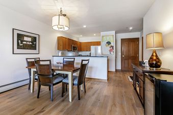 04 Dining and Kitchen