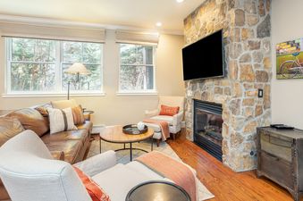 River Club 108