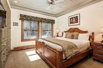 05 Bedroom