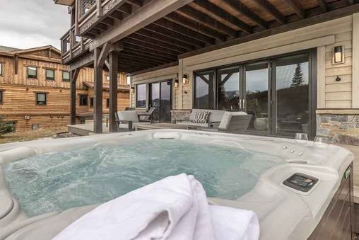 Private Hot Tub