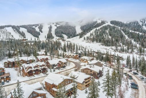 Ski-in Ski-out