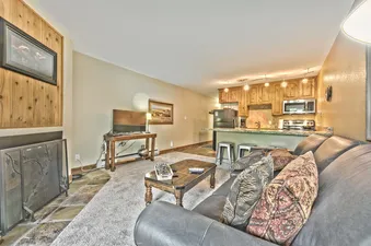 06 Living Room