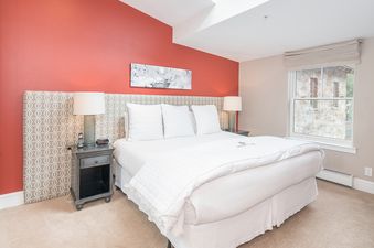 River Club 304