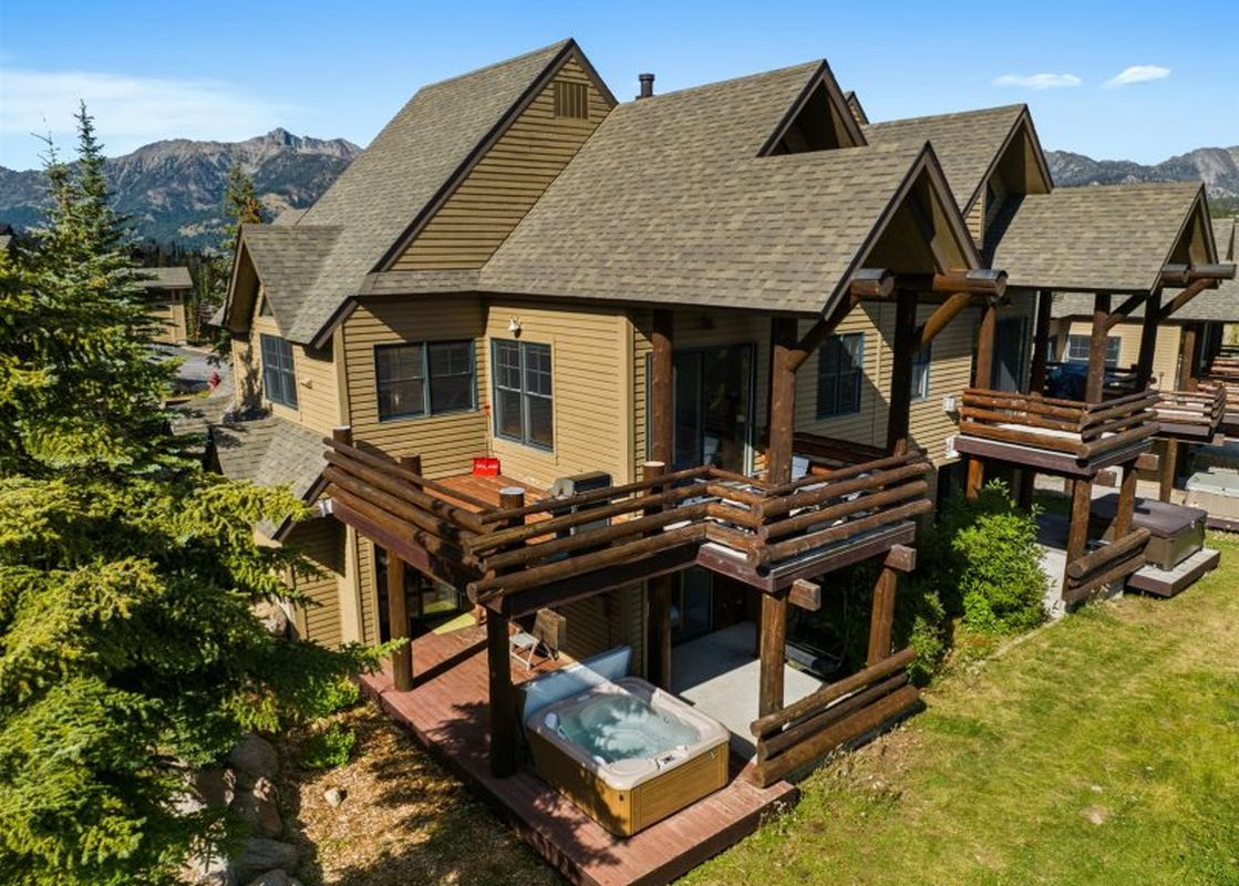 01 Saddle Ridge V1 Exterior