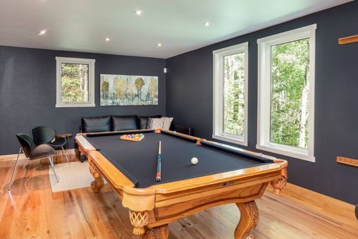 Games Room with Pool Table