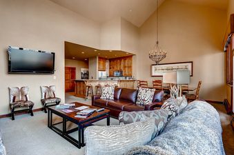 14-Highlands-Lodge-309