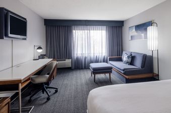 Courtyard Salt Lake City Airport Larger Guest Room