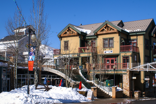 Ski-in/ski-out access to the Town Lift chairlift