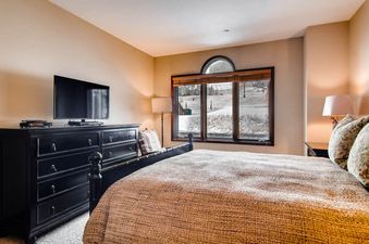 11-Lodge-204 16-1130