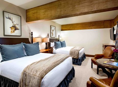Stein Eriksen Lodge Deluxe Two Queen Room with Hot Tub