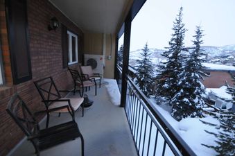 04 Treasure Mountain Inn 53