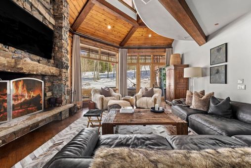 Multiple Fireplaces