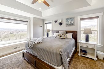 12 Kennington Haven