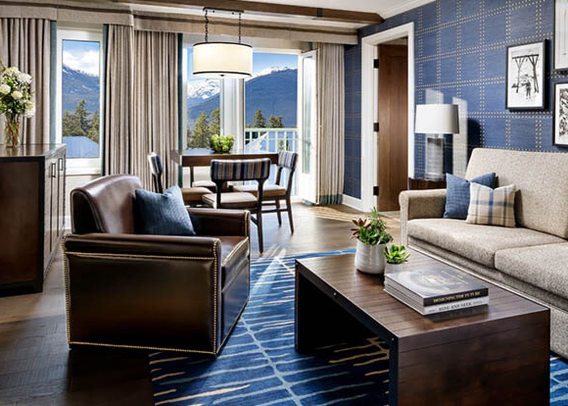 01 Fairmont One Bedroom Valley View Suite