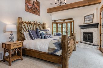 17 Bedroom