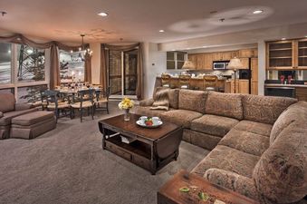 02 Living Room