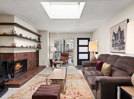 01 LivingRoom