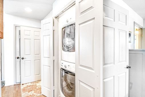 In-residence Washer and Dryer