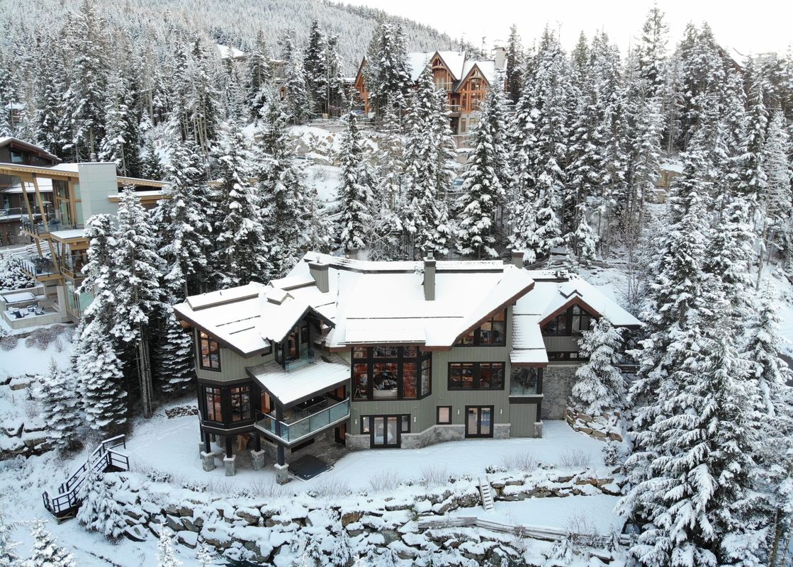 01 Alpyn Estate Exterior