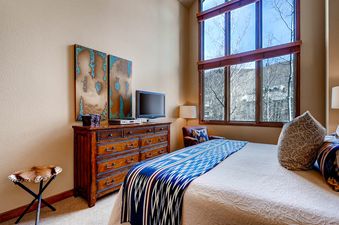 23-Highlands-Lodge-309