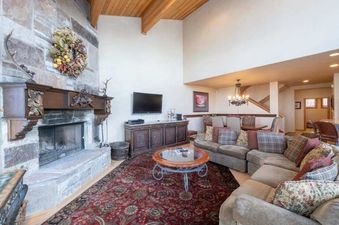 03 Living Room