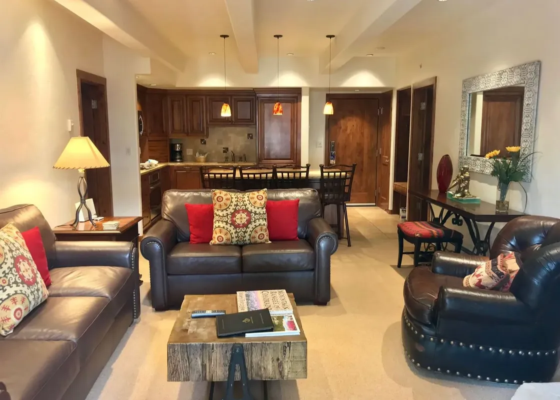 01 Lodge at Lionshead Diamond 2 Bedroom Condos