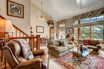 Living Room 6