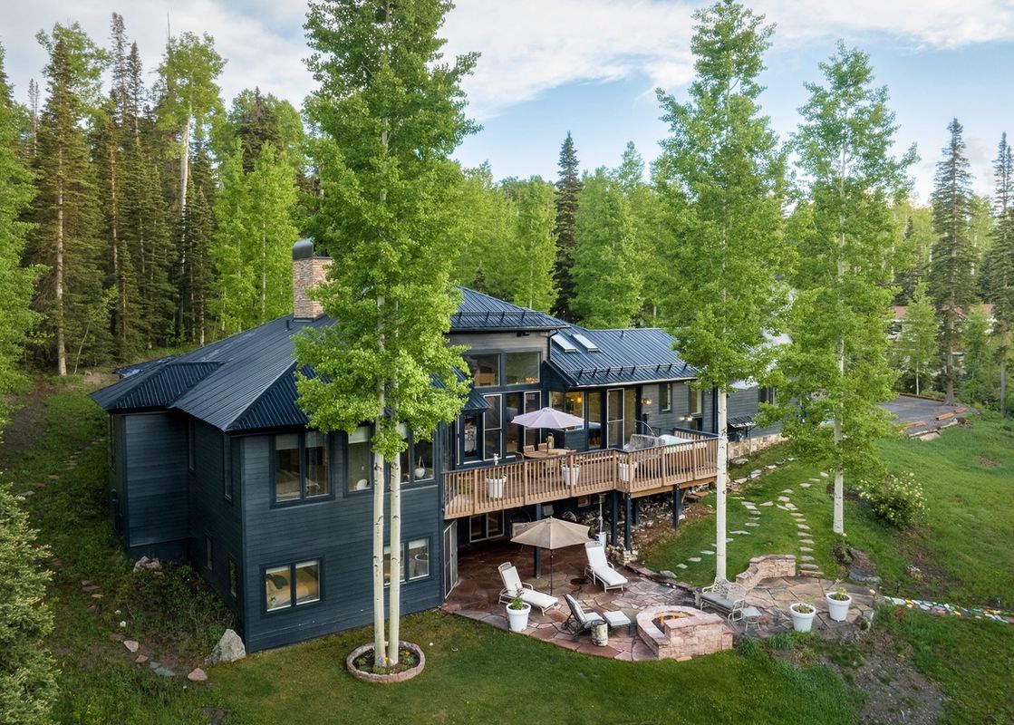 00 Spruce Landing Exterior