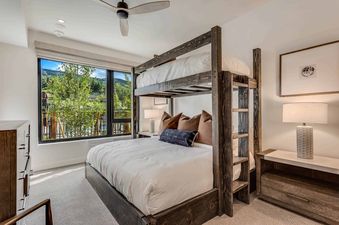 Electric Pass Lodge 103