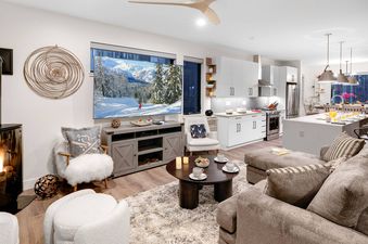 02 Living Room