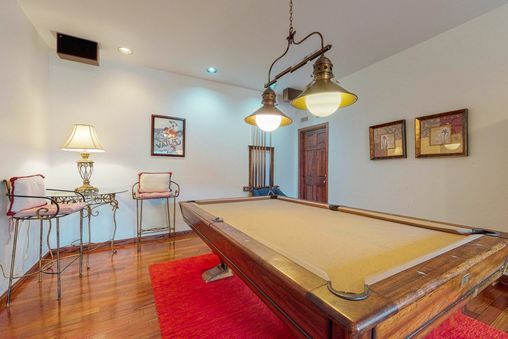 Games Room with Pool Table