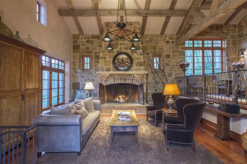 Multiple Fireplaces