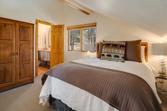 Quicksilver Lodge