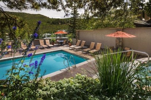 Outdoor Community Pool