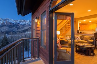 Bear Creek Lodge 412